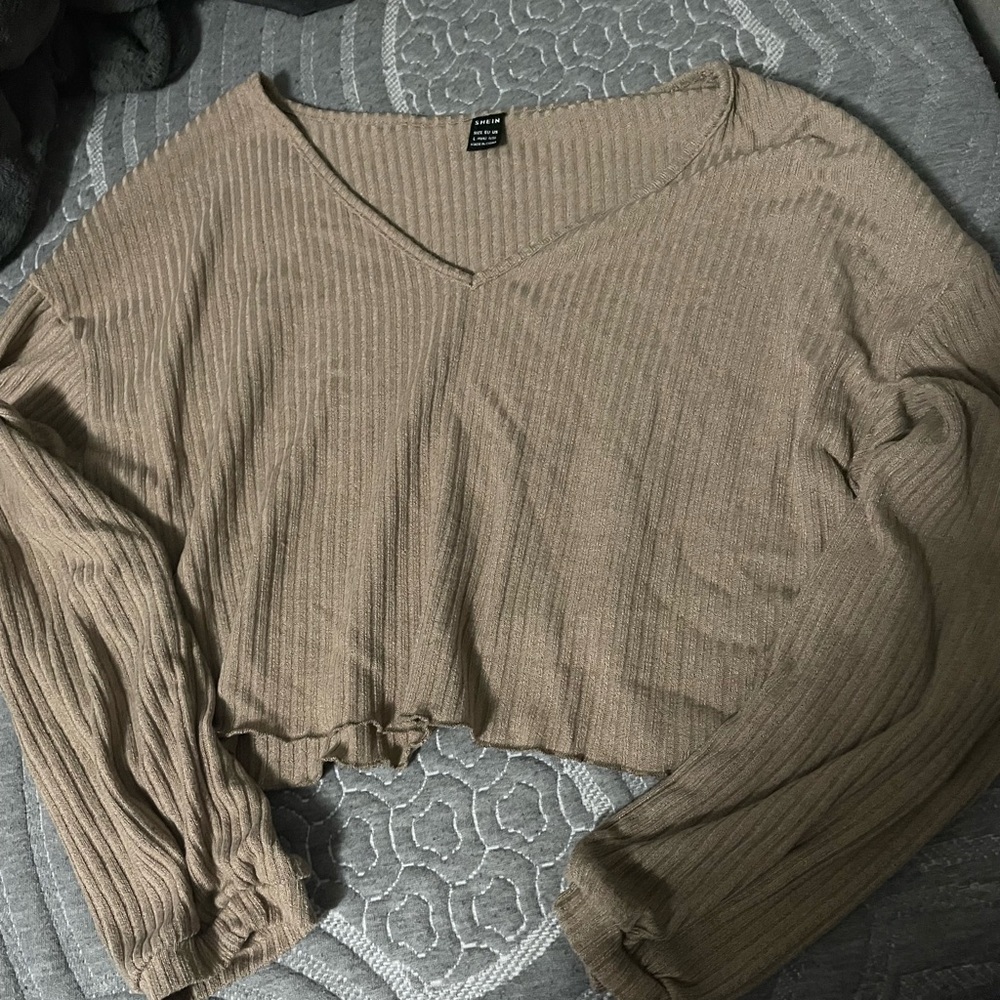 Cropped sweater